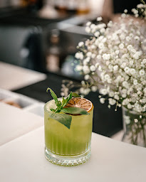 Photo n°58 de Blue Flamingo - Restaurant Flottant Insolite et Bar Rooftop à Strasbourg à Strasbourg (Bar)