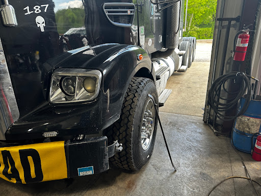 Jpro Truck and Trailer Center - Thumbnail