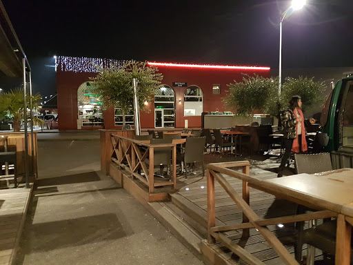 THE ALBION PUBLIC HOUSE - English pub