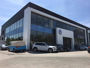 Photo n°34 de VOLKSWAGEN & VOLKSWAGEN Véhicules Utilitaires BYmyCAR Toulon - La Garde à La Garde (Garage automobile)