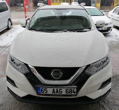 Nissan Berk