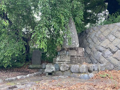 善鸞上人墓（飯山地区19号墳）