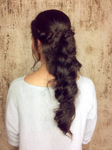Stephie Hair & Make up Artist - Thumbnail