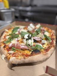 Photo n°27 de La Pom 2 Pin à Anthy-sur-Léman (Pizzas à emporter)