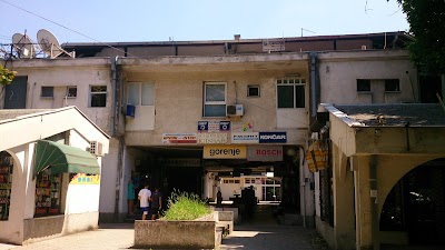 Photos of Avtokomanda Mall