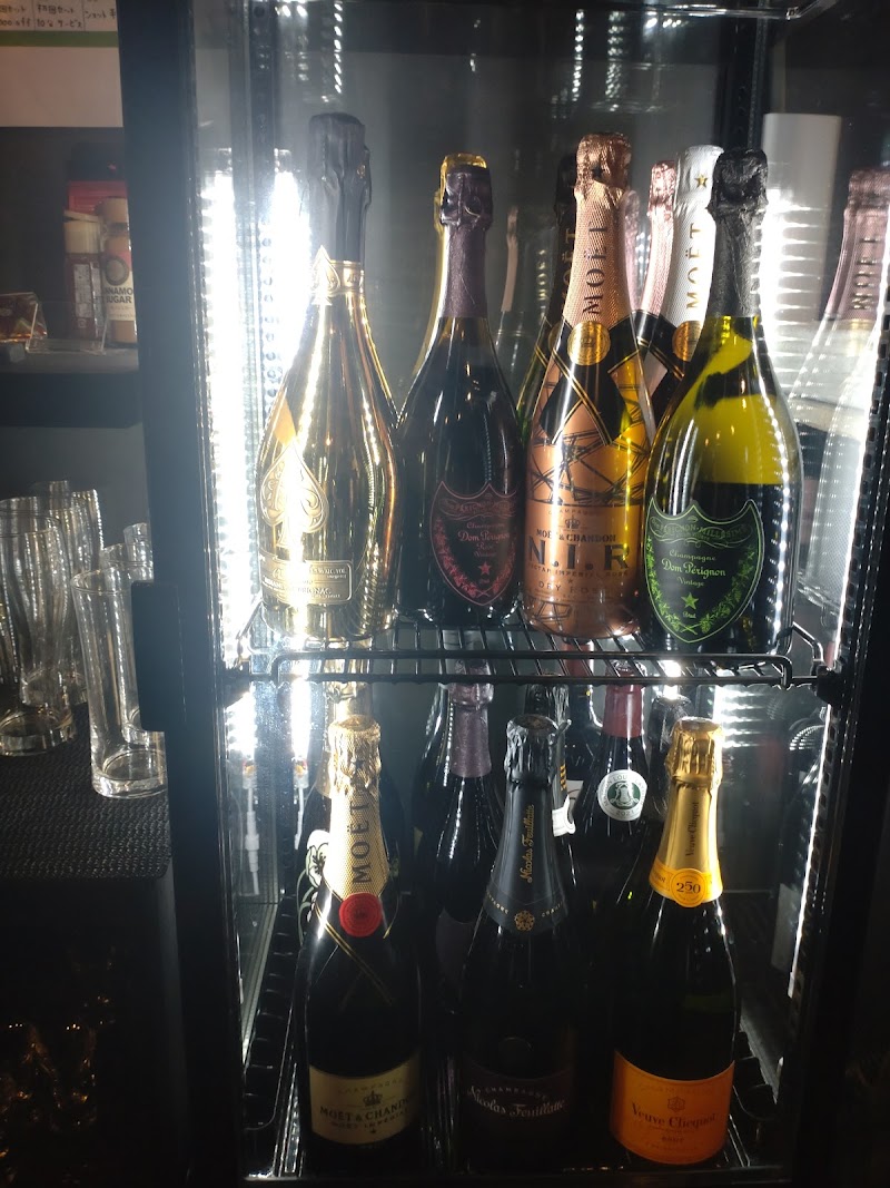 目黒 ガールズバー BOX / ボックス 駅前店