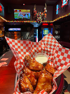 Tiny's Hi-Dive by null