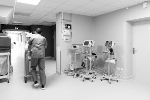 Photo n°21 de 🏥 Clinique d'Orange - ELSAN à Orange (Chirurgien)