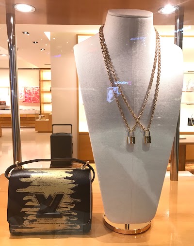 Photos of Louis Vuitton Abu Dhabi Marina Mall