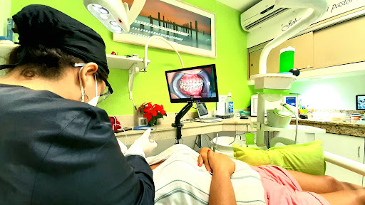 Centro Estético Dental Playa