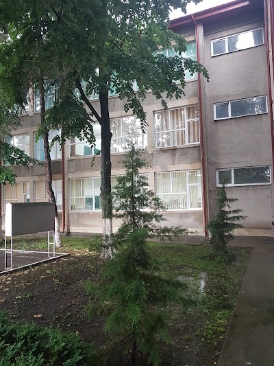 photo of National College Mihai Viteazul