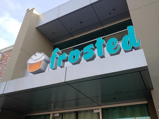 Frosted Cupcakery Logo