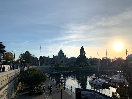 Victoria Cenotaph - Thumbnail