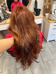 Photo n°22 de Maxi Tifs à Petite-Forêt (Salon de coiffure)