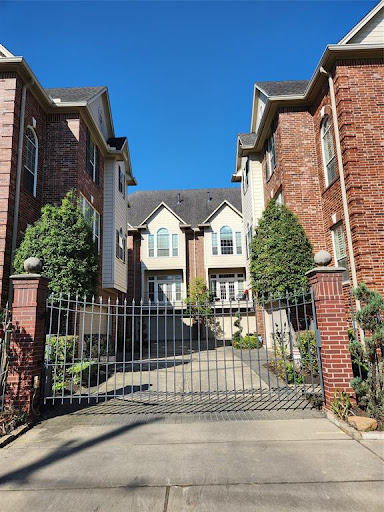 Brittany Williams-White Real Estate - Thumbnail
