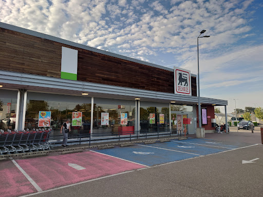 Delhaize Haccourt - Thumbnail