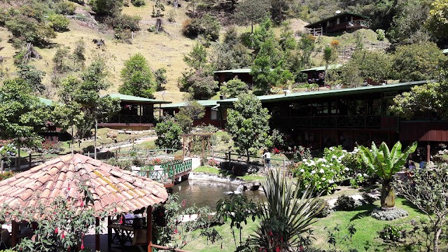 Trogon Lodge