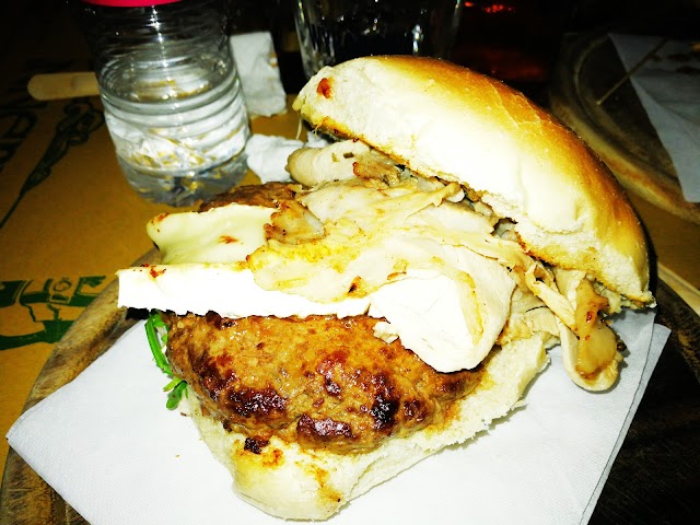 Flannery Pub