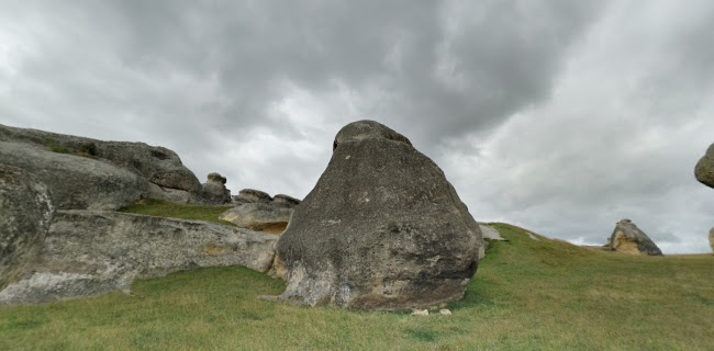 Reviews of Elephant Rocks in Oamaru - Museum