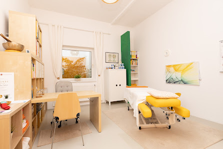 Heilmassage Carrie-Anne Gardiner Movendus-Raum für Gesundheit, Herbertstraße 2, 9020 Klagenfurt am Wörthersee, Österreich