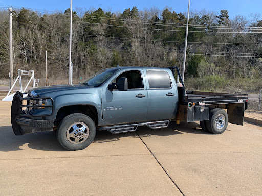 Show Me Trucks - Thumbnail