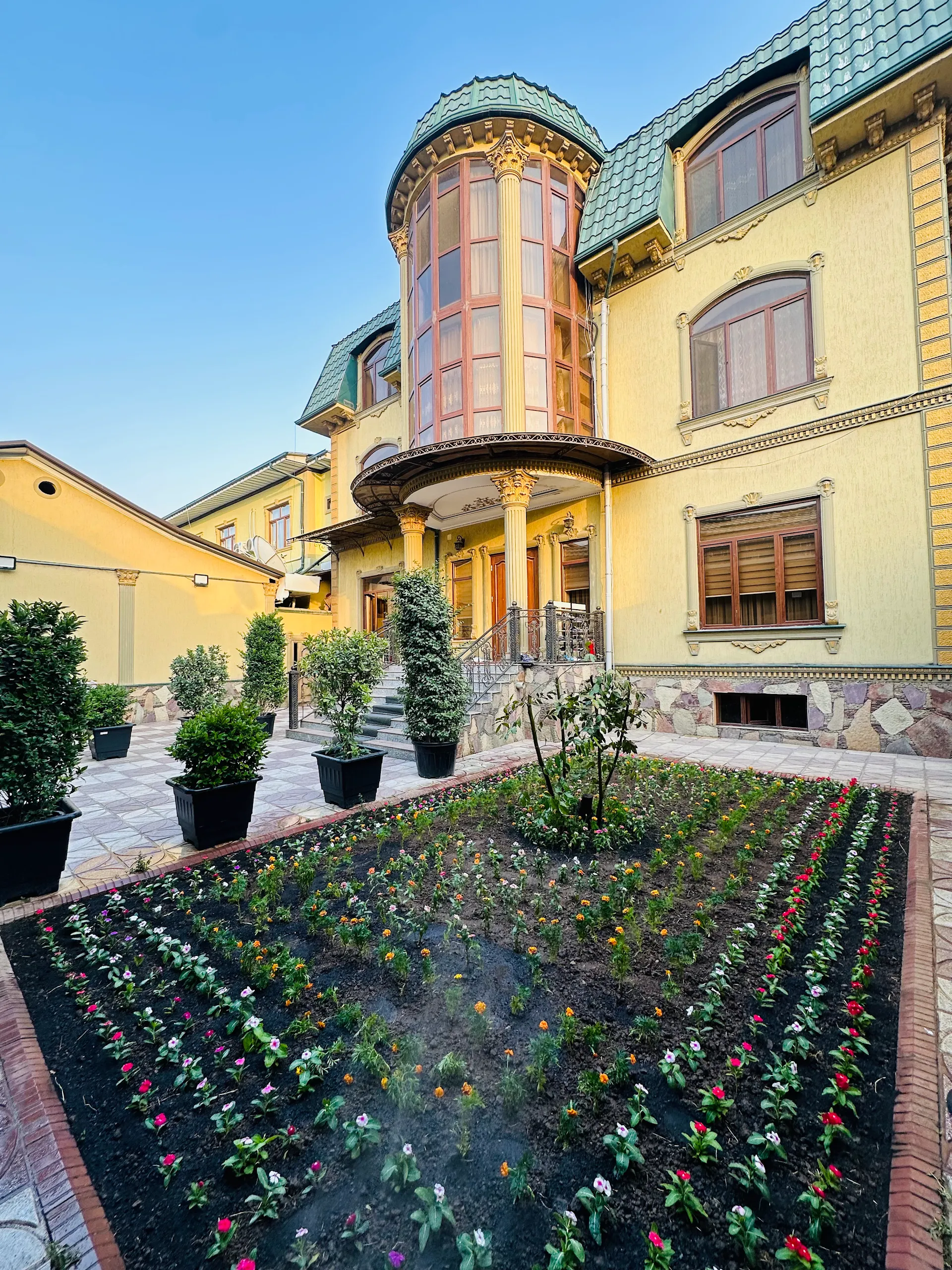 Soro Hotel