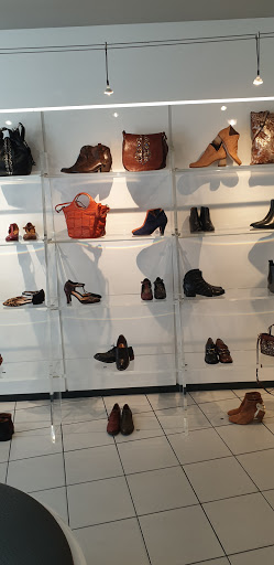 C. Bartolini 'boutique La Strada' Gallery - France
