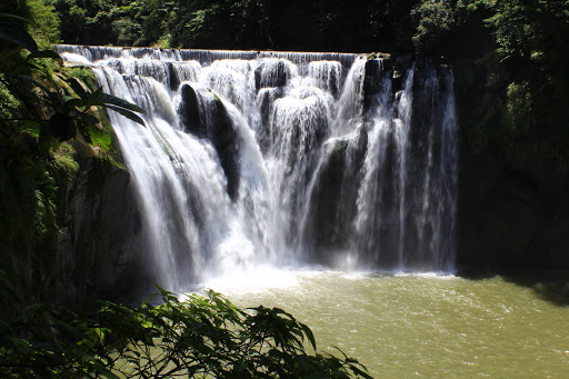 Shifen Waterfall Pingxi Destimap Destinations On Map