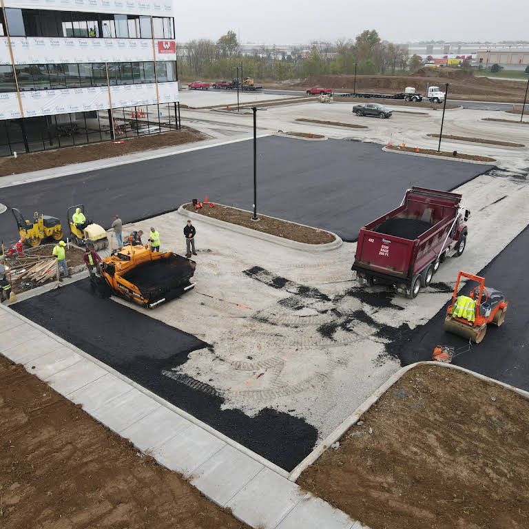 Asphalt Parking Lot Louisville, KY, Parking Lot Paving