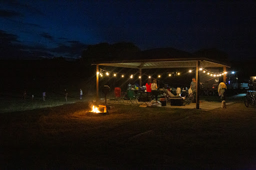 Fireside RV Rental - Bastrop, TX