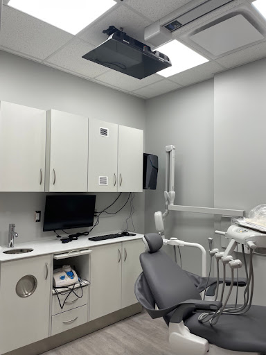 Dr. K. & Associates Dental Centre Gallery - Canada