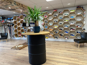 Photo n°9 de Les Artisans du Running à Margny-lès-Compiègne (Magasin de chaussures)