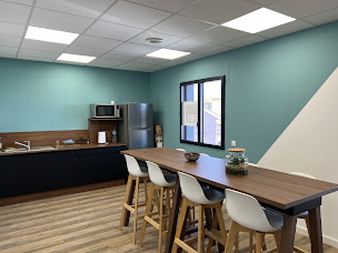 Photo n°10 de AXA Assurance et Banque Christophe Poyet à Bonson (Agence d'assurance pour locataires)