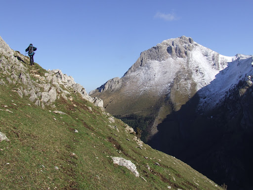 Ausa Gaztelu (901m) - Thumbnail