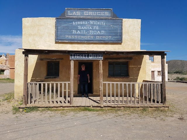 FORT BRAVO & Texas Hollywood