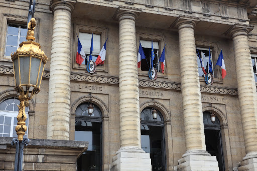 Marie-Camille ECK, Avocat usurpation d'identité - Thumbnail
