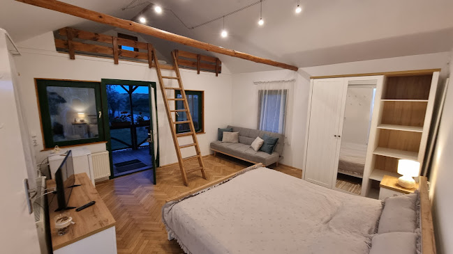 Opinii despre Achilles Park în Győr - Parkoló