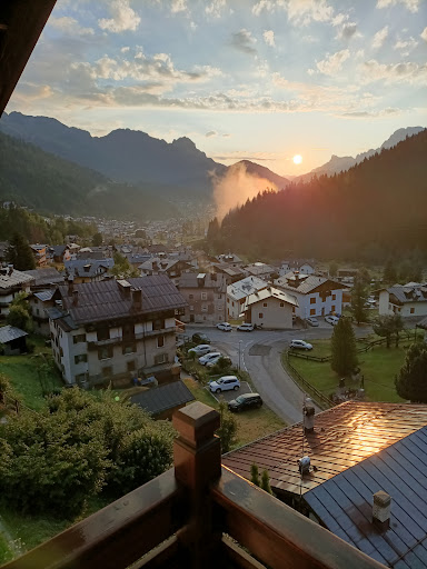 Albergo Ristorante La Montanara | Pizzeria Ipiza Gallery - Italy