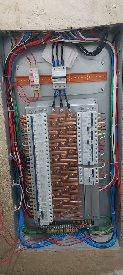Lm ServiÇos de InstalaÇÕes ElÉtricas e RefrigeraÇÃo e Ti