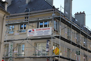 Photo n°1 de Delarue Couverture à Soliers (Couvreur)