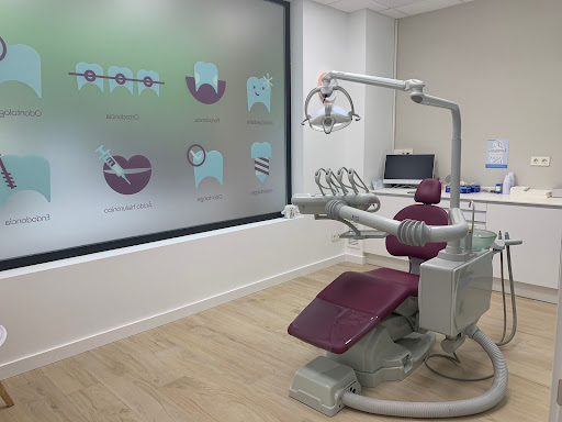 Clínica Dental Zaragoza Escolar y Burillo