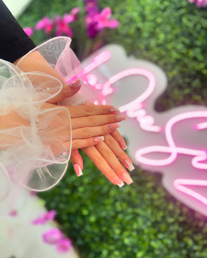 Xclusive Nailz Lounge by La Del Listo - Thumbnail