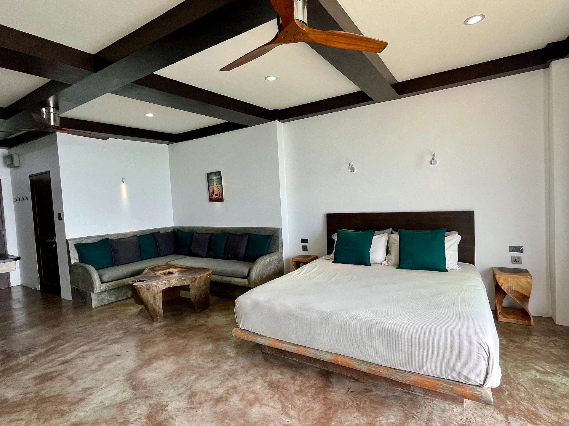 Ocean Front Apartments, Koh Tao