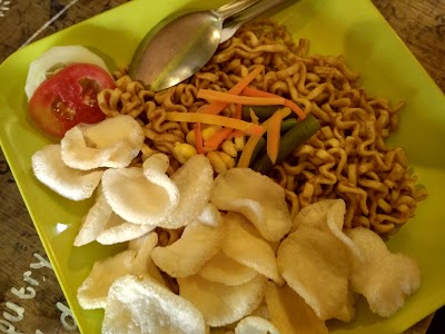 Photos of Kape Simpel Spesial Mie Level 8