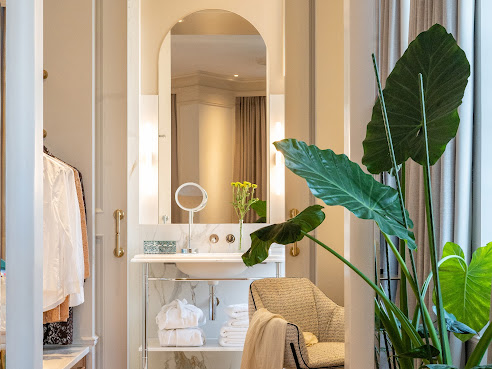 The Dolli at Acropolis, A Hotel to Live by null