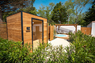 Photo n°33 de Camping île Blanche - Ile de Ré à La Flotte (Piscine)