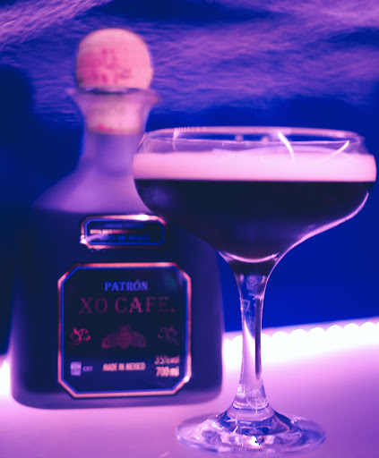 Dr Thirsty's - Visual