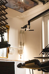 Photo n°8 de Dr. Sofia Trindade ✨ Dentiste Esthétique et Alignement dentaire (Orthodontie) 🦷 Soins Dentaires & Urgences Dentaires 🚨 à Paris (Dentiste)