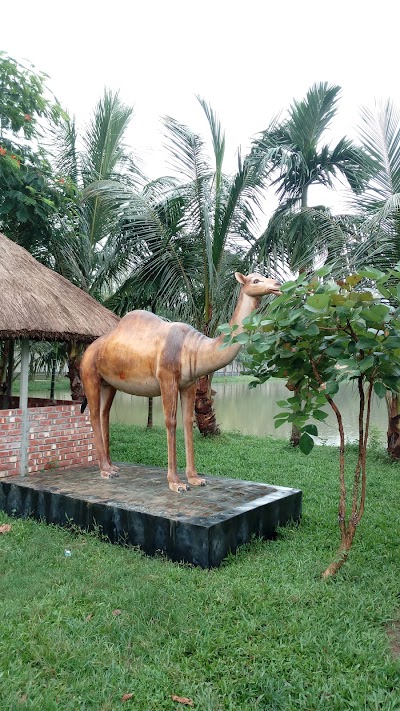 Photos of Saudia Park.