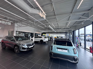 Photo n°13 de Renault Cholet - Jean Rouyer Automobiles à Cholet (Vendeur de voitures d'occasion)